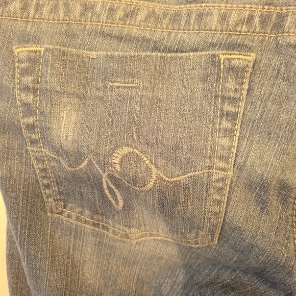 Jeans - Picture 8 of 12